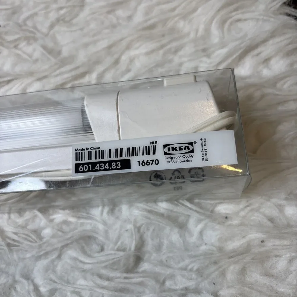 IKEA Under Cabinet Light Fixture 601.434.83 White Plug Kitchen Display Light New